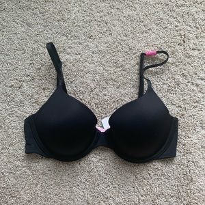 VS PINK Black T-Shirt Bra